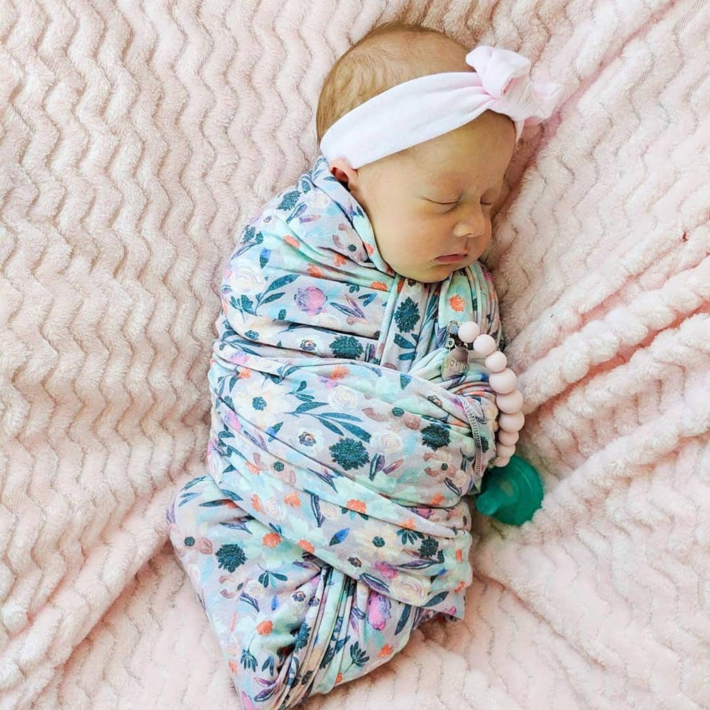 Ali+Oli Silicone Pacifier Clip (Pink)