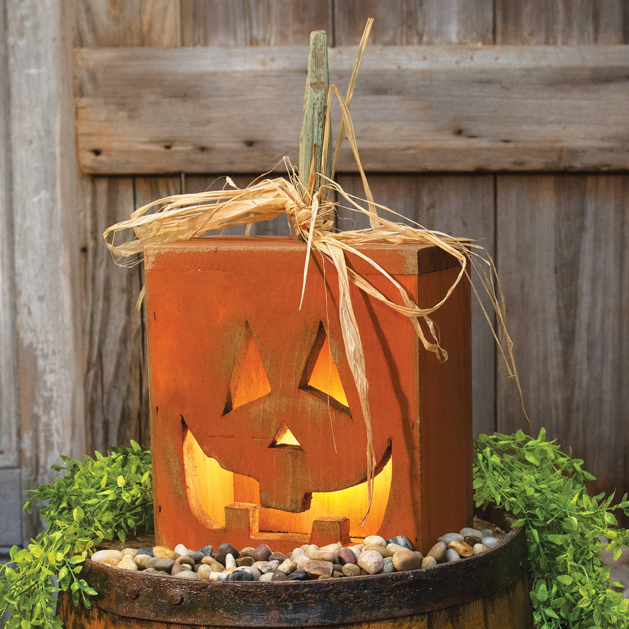 Jack O Lantern Light Box w/Black Cord and 7W Bulb