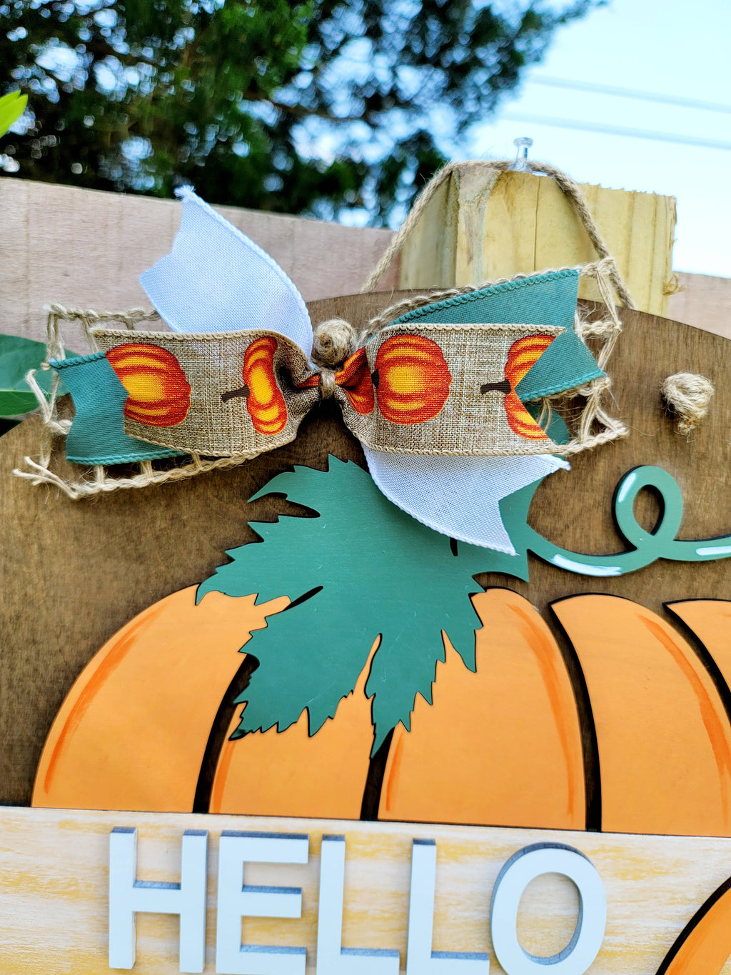 DIY Hello Pumpkin Door Hanger