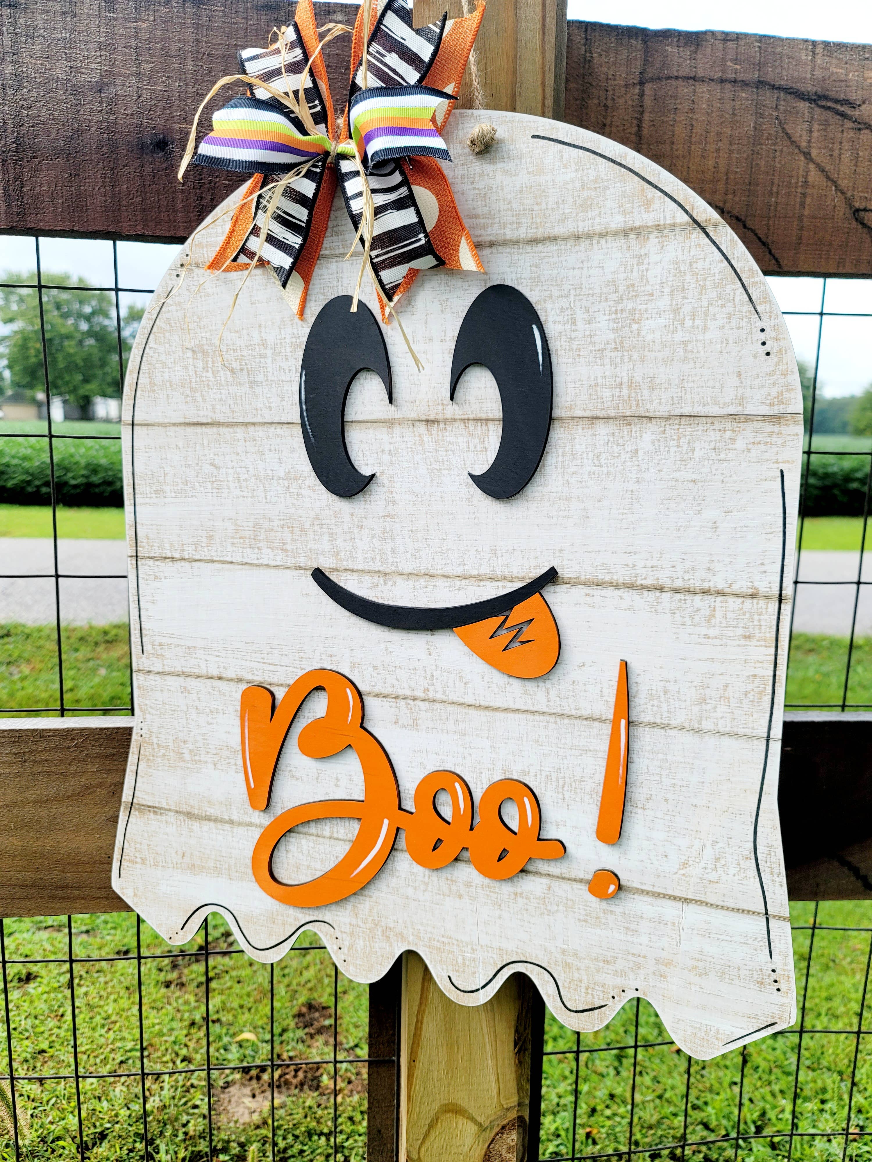 DIY Halloween Ghost Boo Doo Hanger