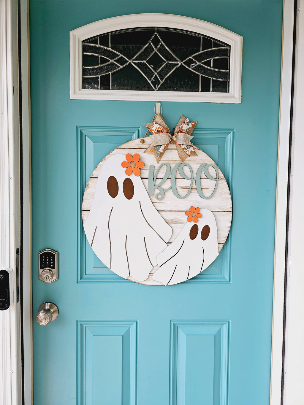 DIY Retro Flower Ghost Door Hanger