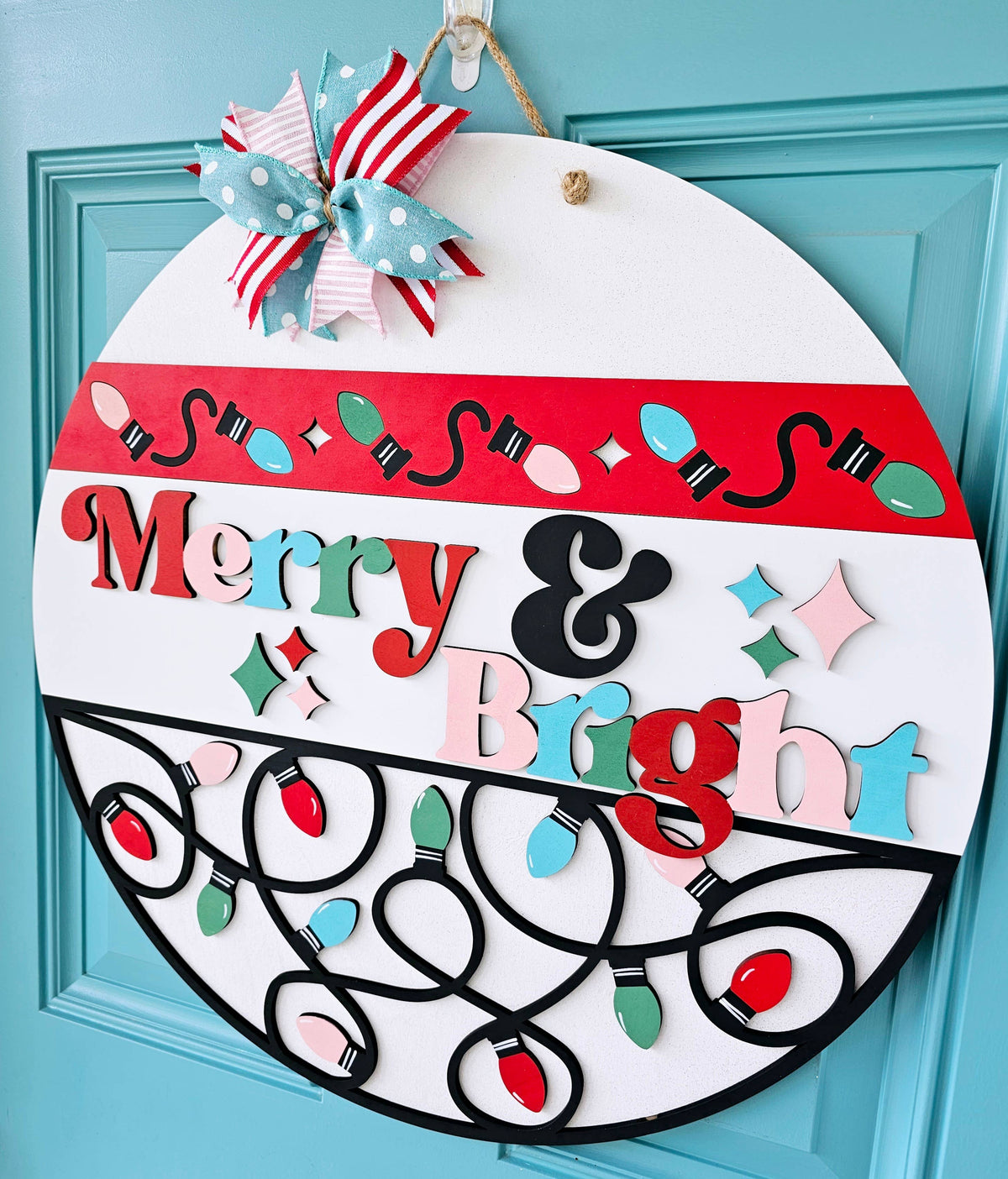 DIY Merry & Bright Christmas Lights Door Hanger