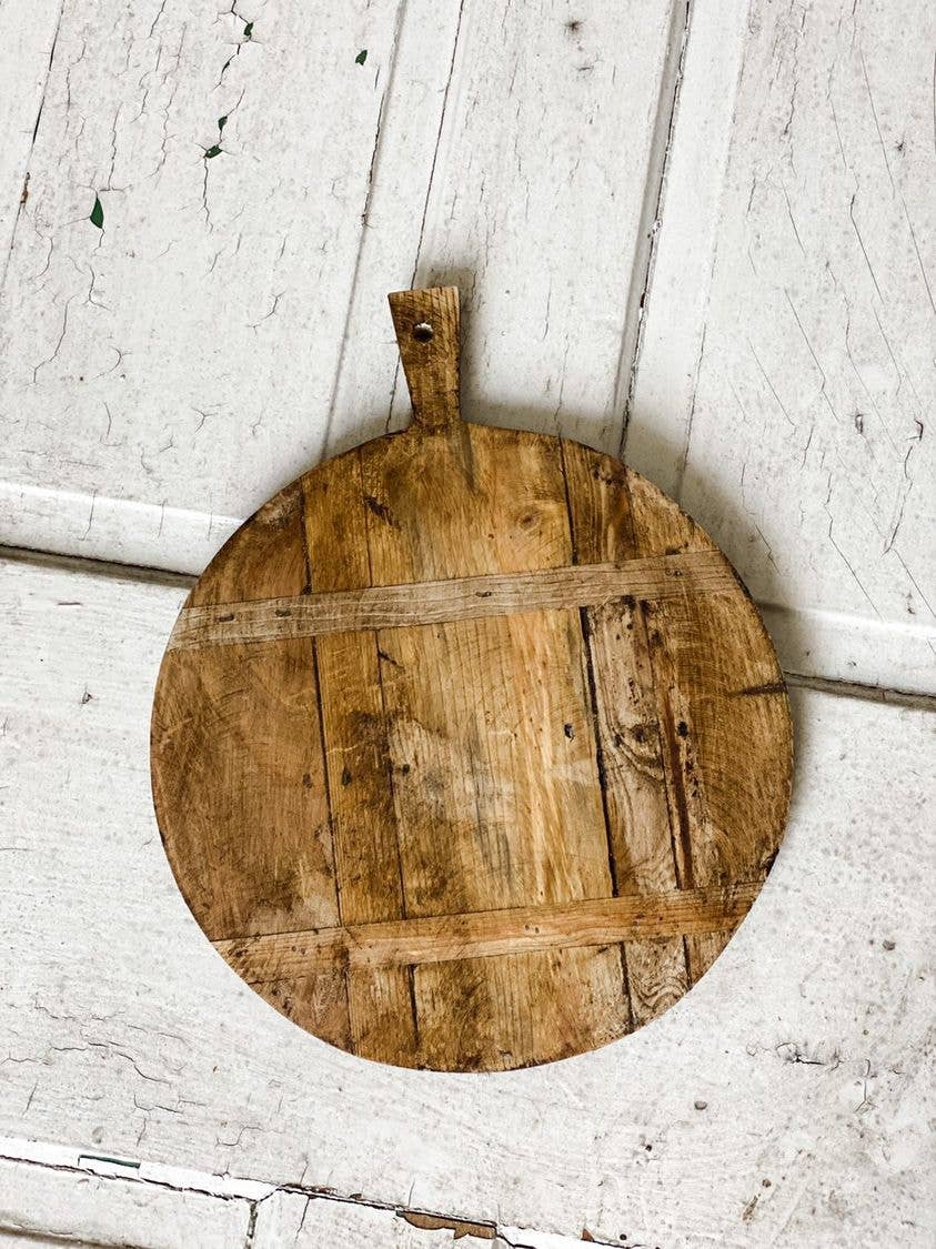 Round Wood Cutting Board, Handmade - 6.5