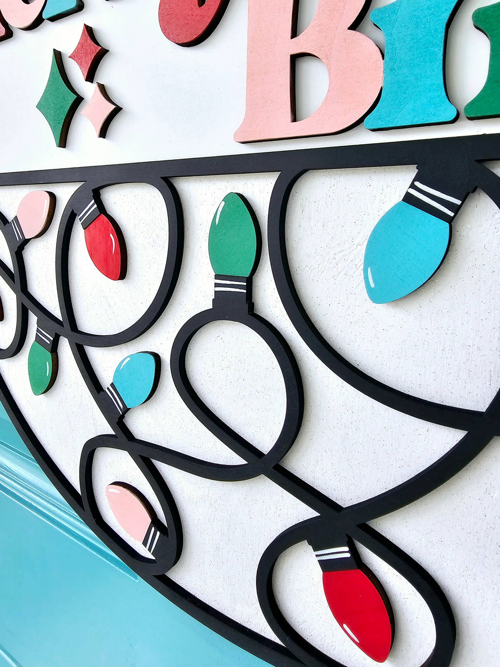 DIY Merry & Bright Christmas Lights Door Hanger