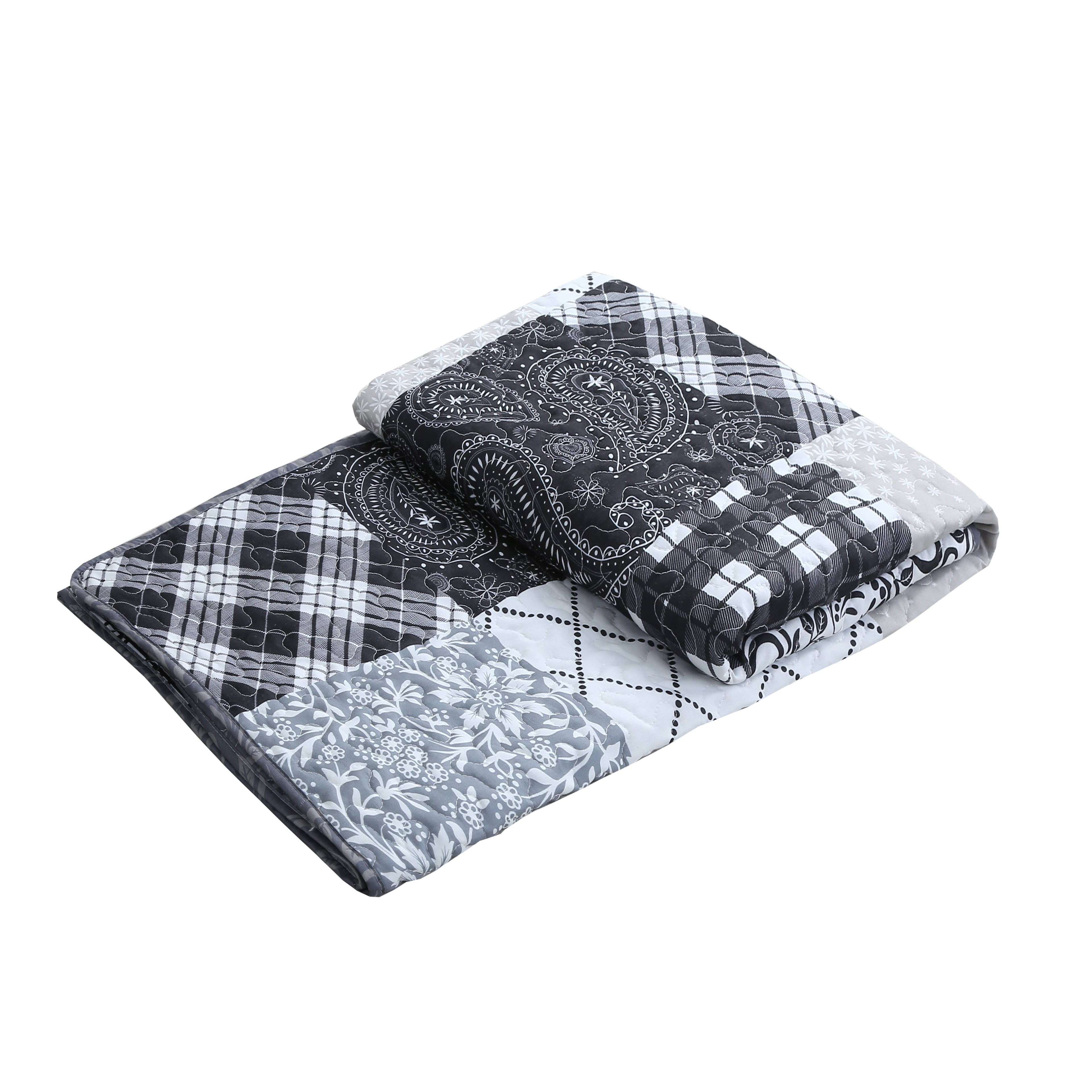 "Paisley Patchwork"  Quilted Throw Blanket 50"x60"