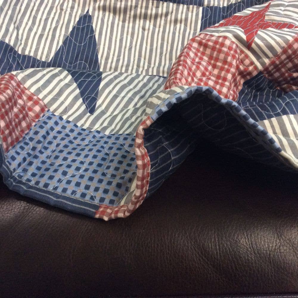 "Mountain Cabin Gray"  3-Piece Designer Quilt Set