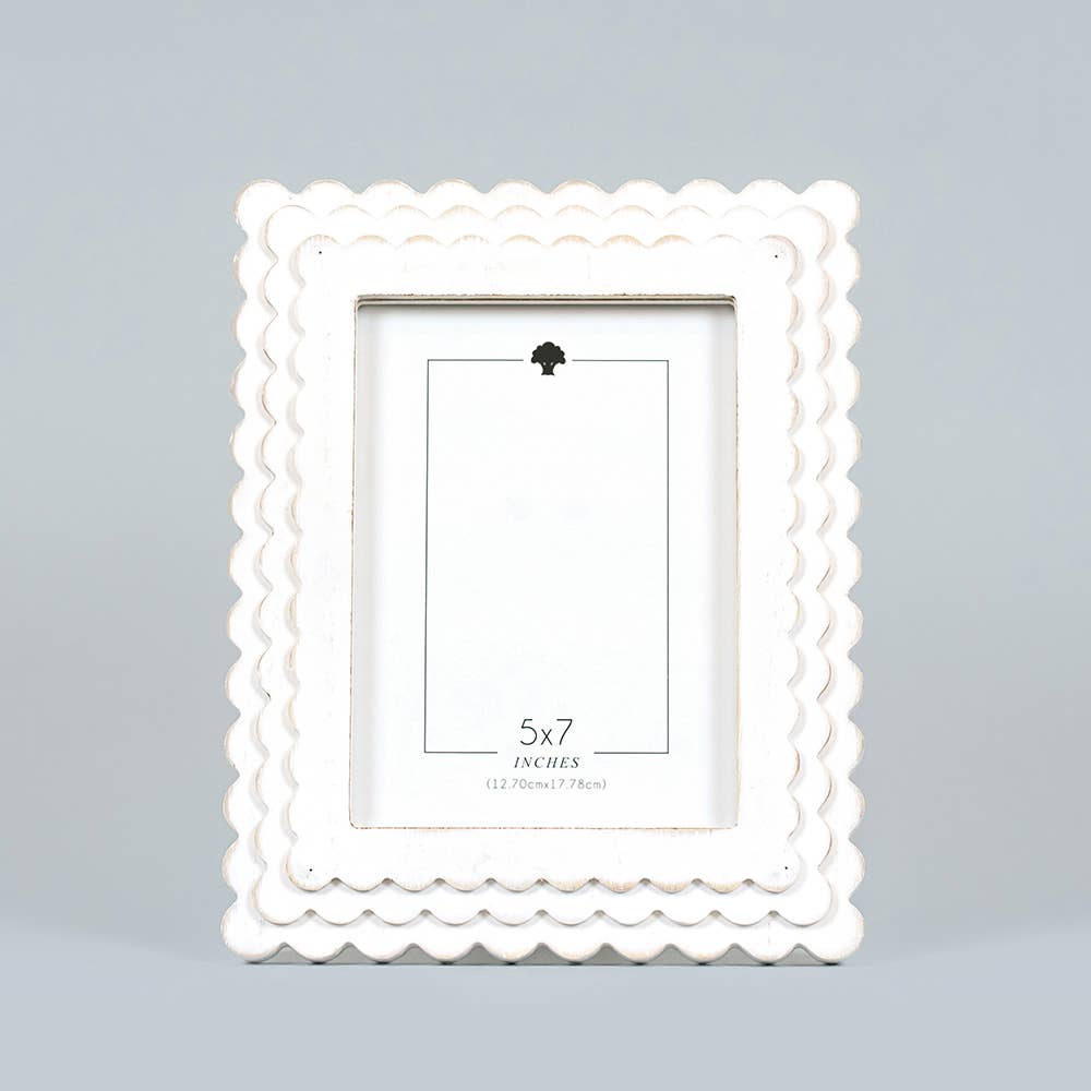 17027 - 8x10 wood SCALLOP photo frame for 5x7 pic Home Decor