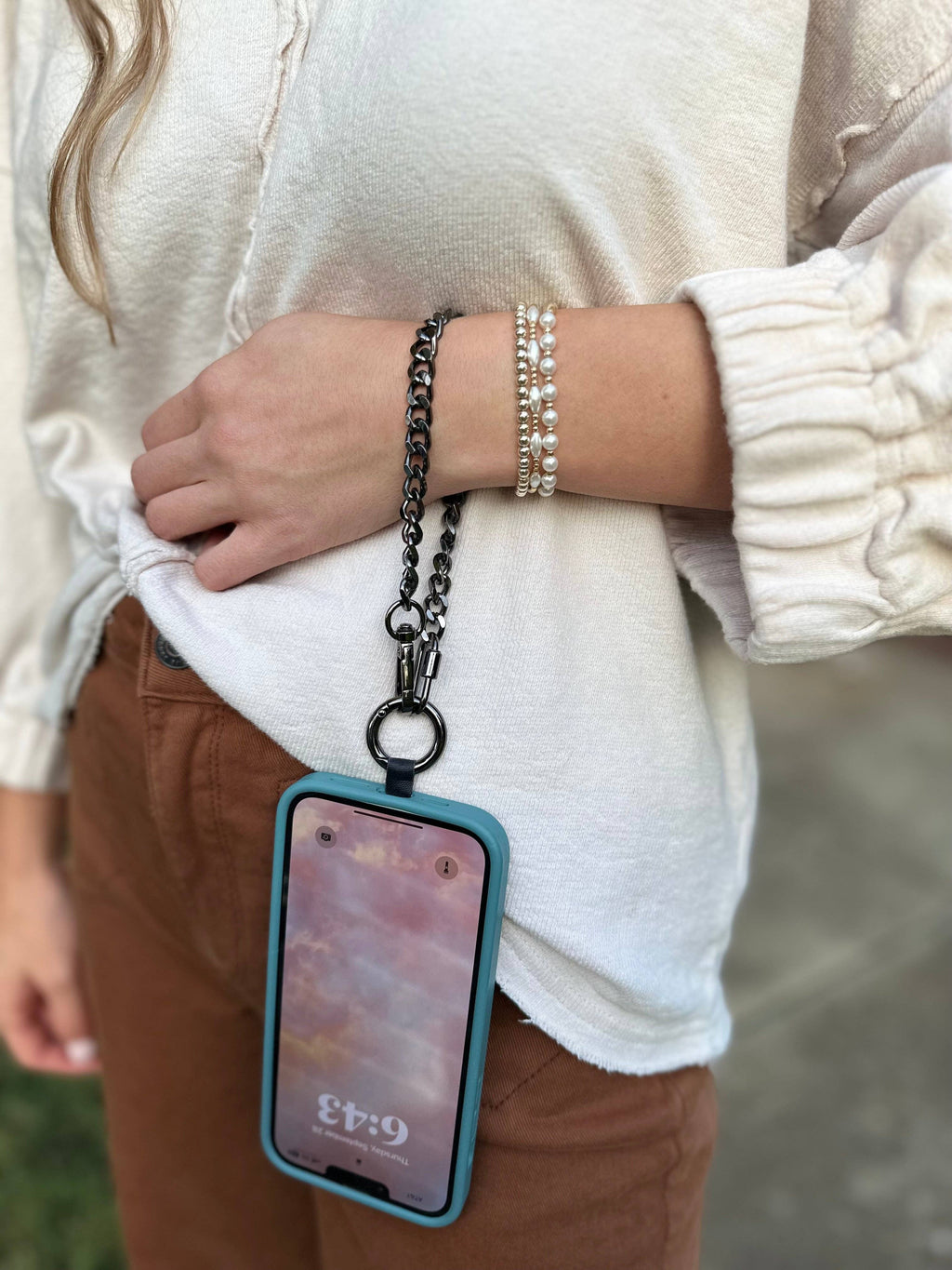 Clip & Go Chain w/Zippered Pouch