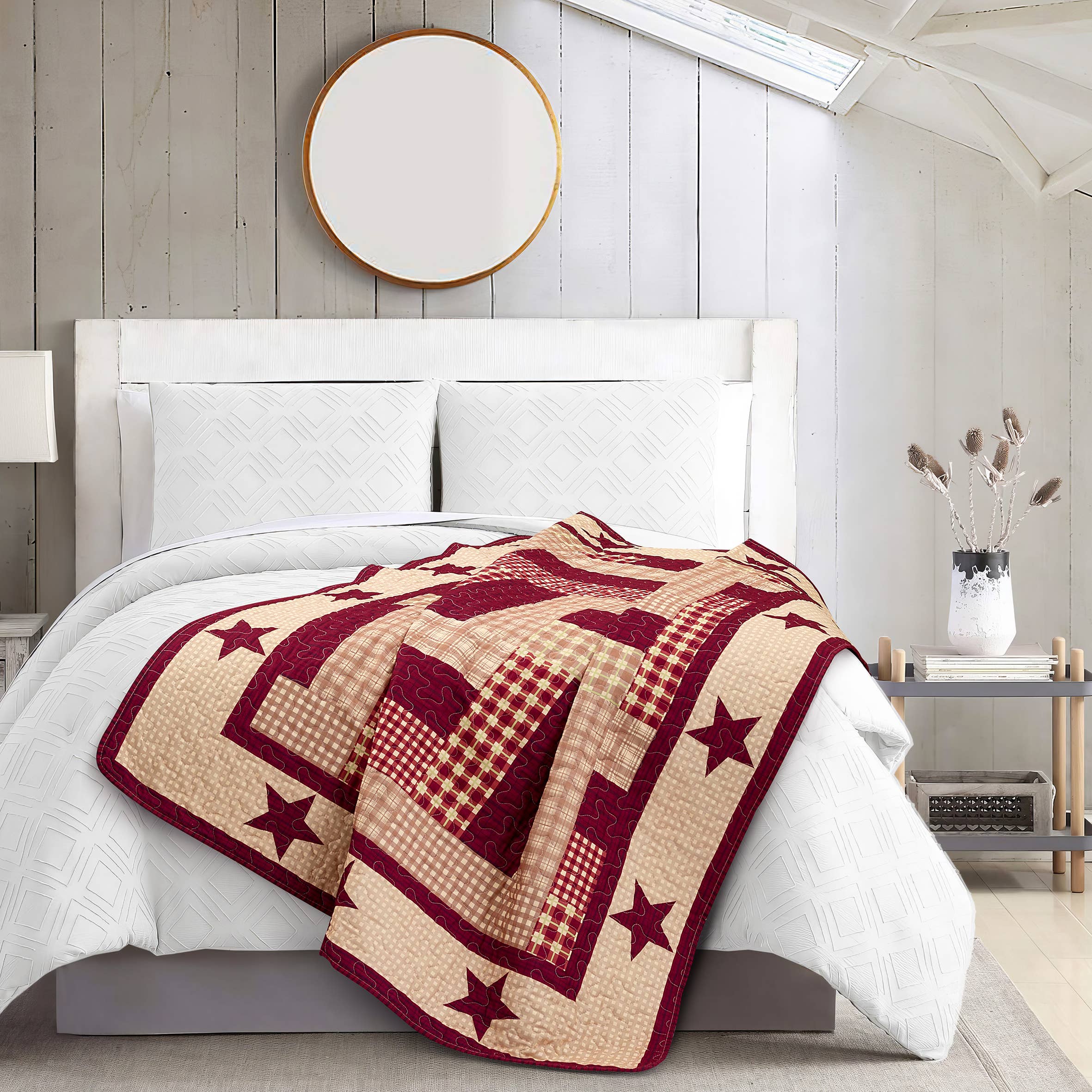 Homestead Red Star Quilted Throw