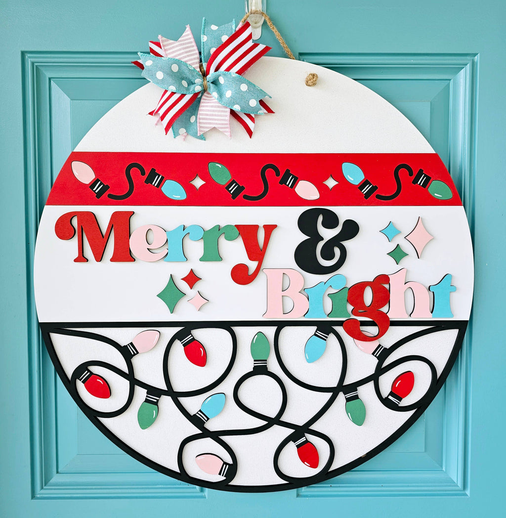 DIY Merry & Bright Christmas Lights Door Hanger