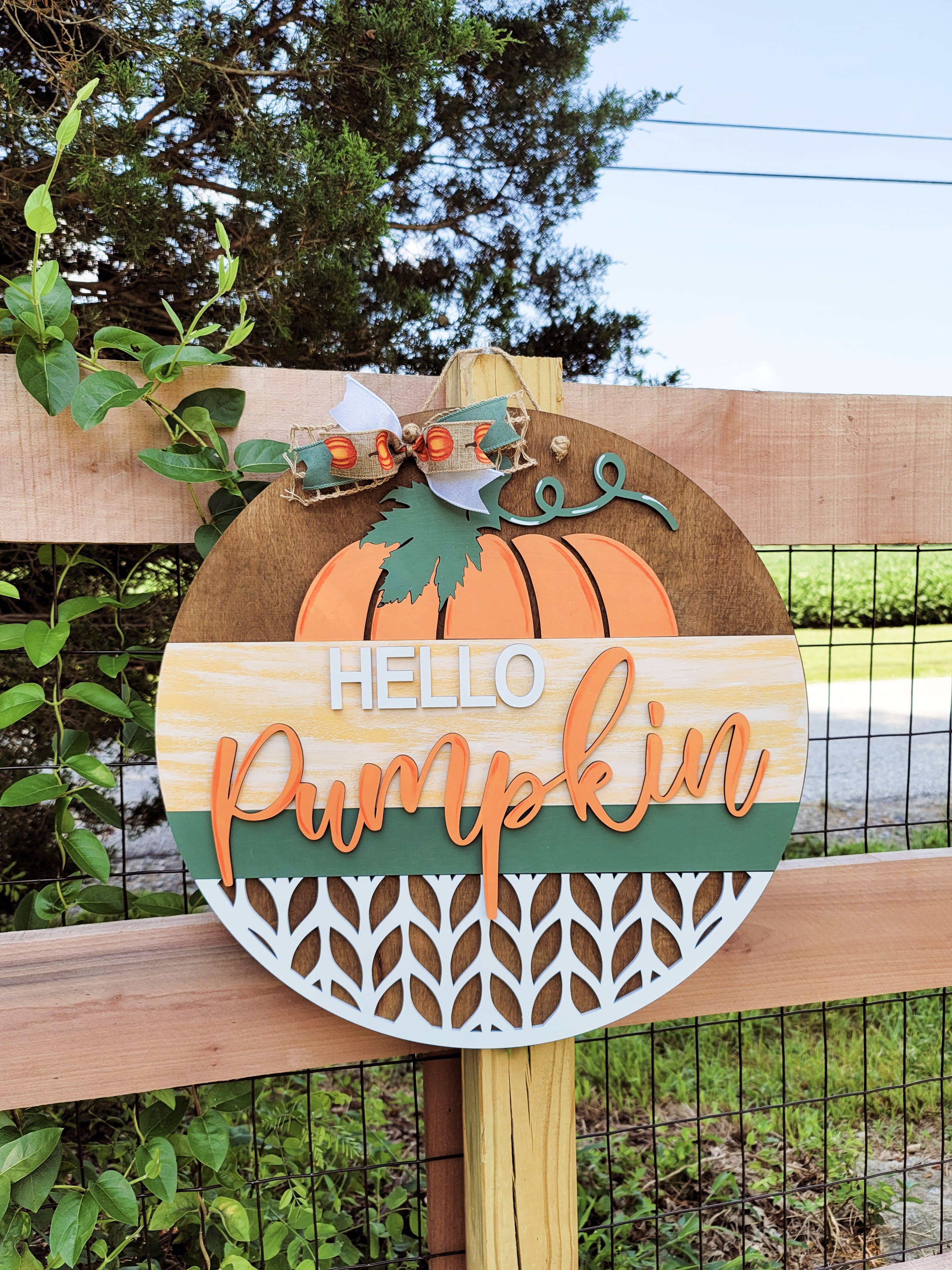 DIY Hello Pumpkin Door Hanger