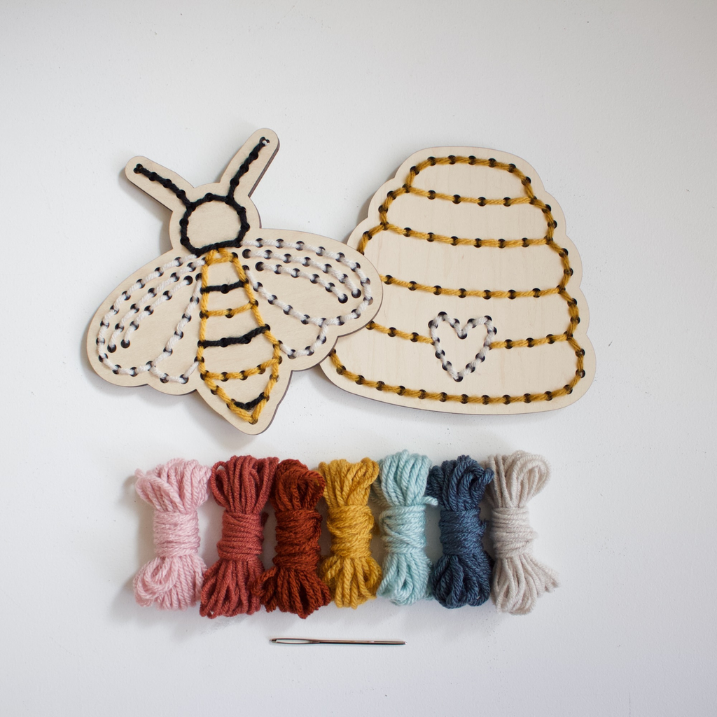 Bee & Beehive Kids Embroidery Kit Set – Beginner Yarn Craft
