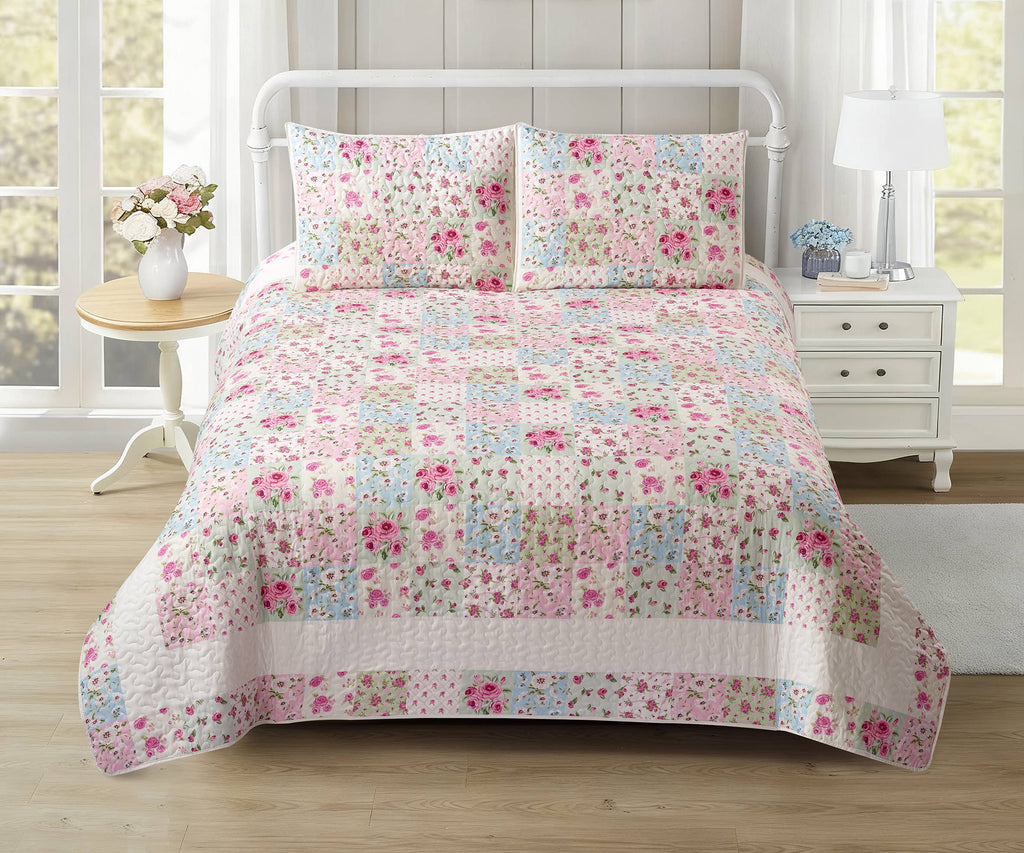 "Savannah"  3-Piece Designer Quilt Set