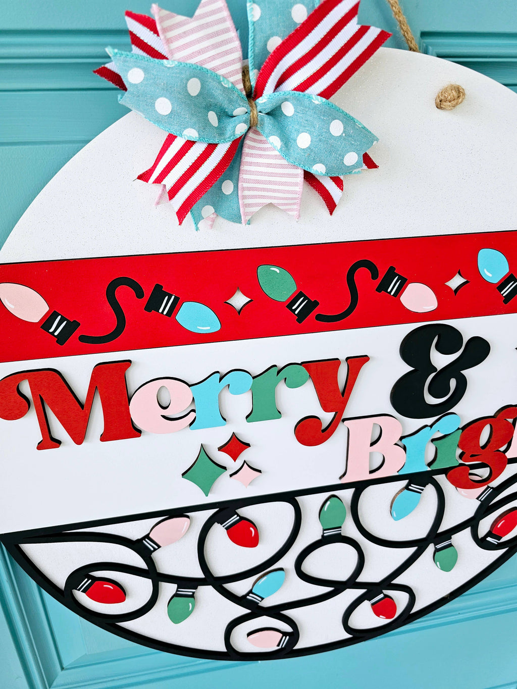 DIY Merry & Bright Christmas Lights Door Hanger