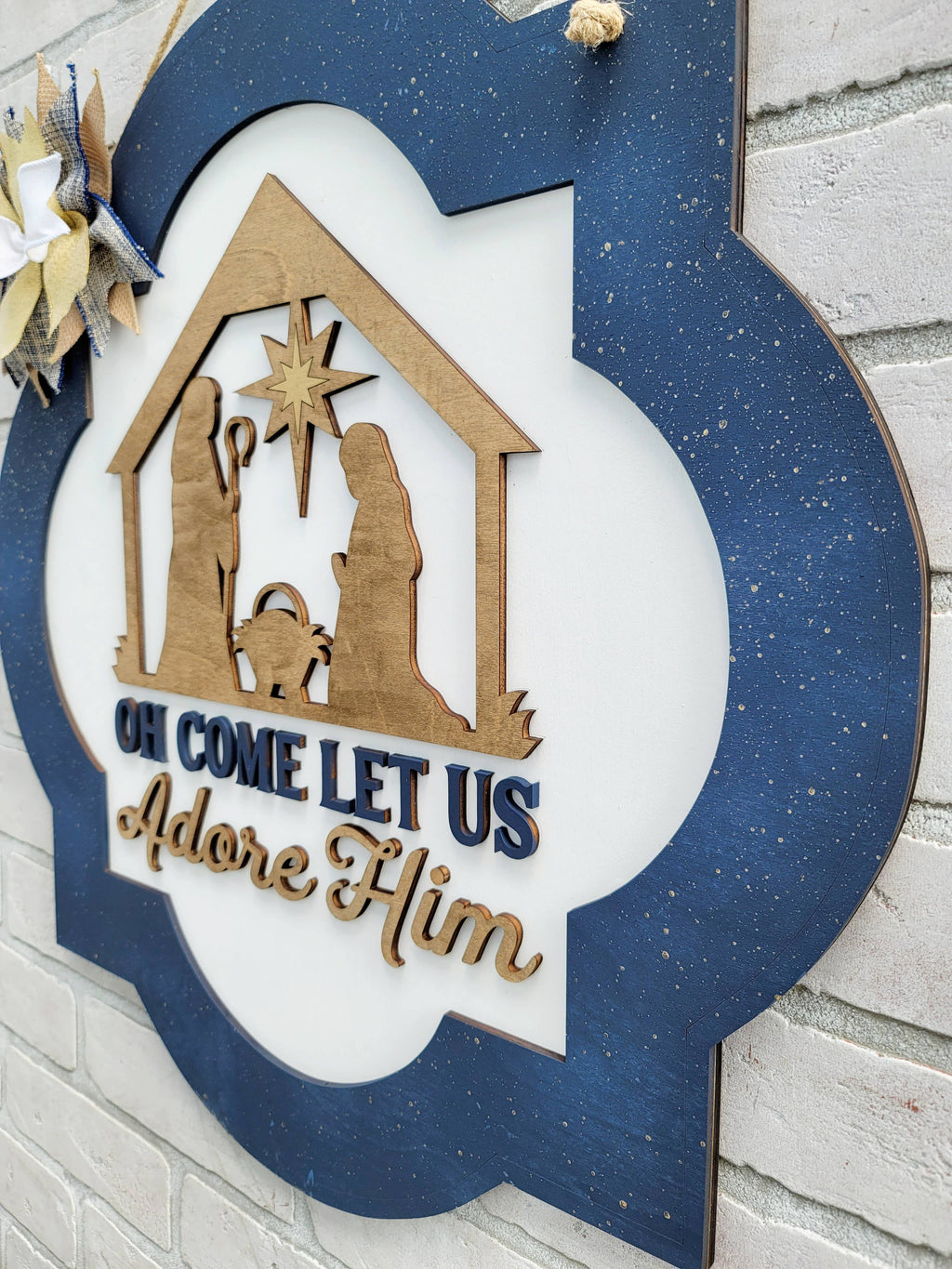 DIY Come Let Us Adore Him Door Hanger