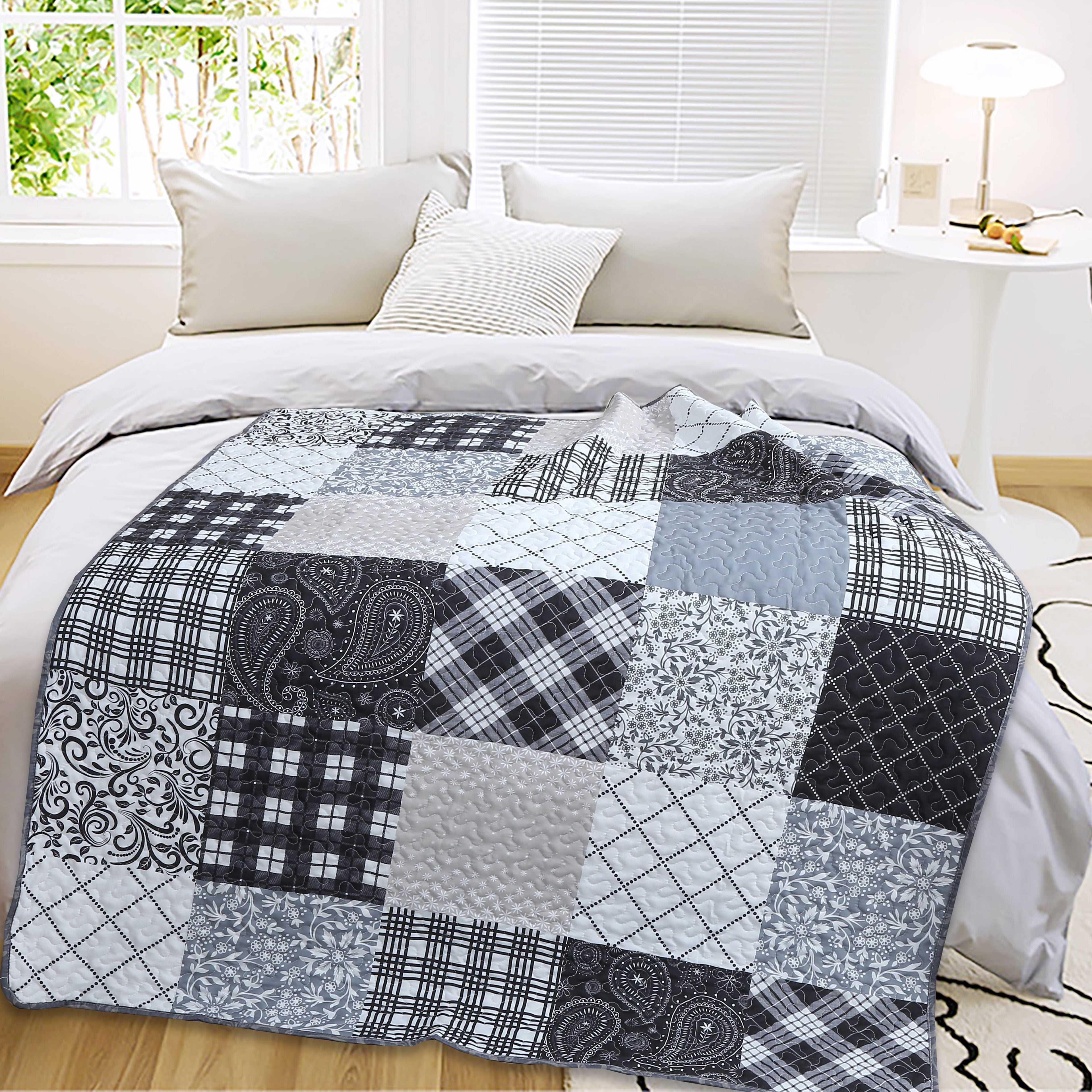 "Paisley Patchwork"  Quilted Throw Blanket 50"x60"