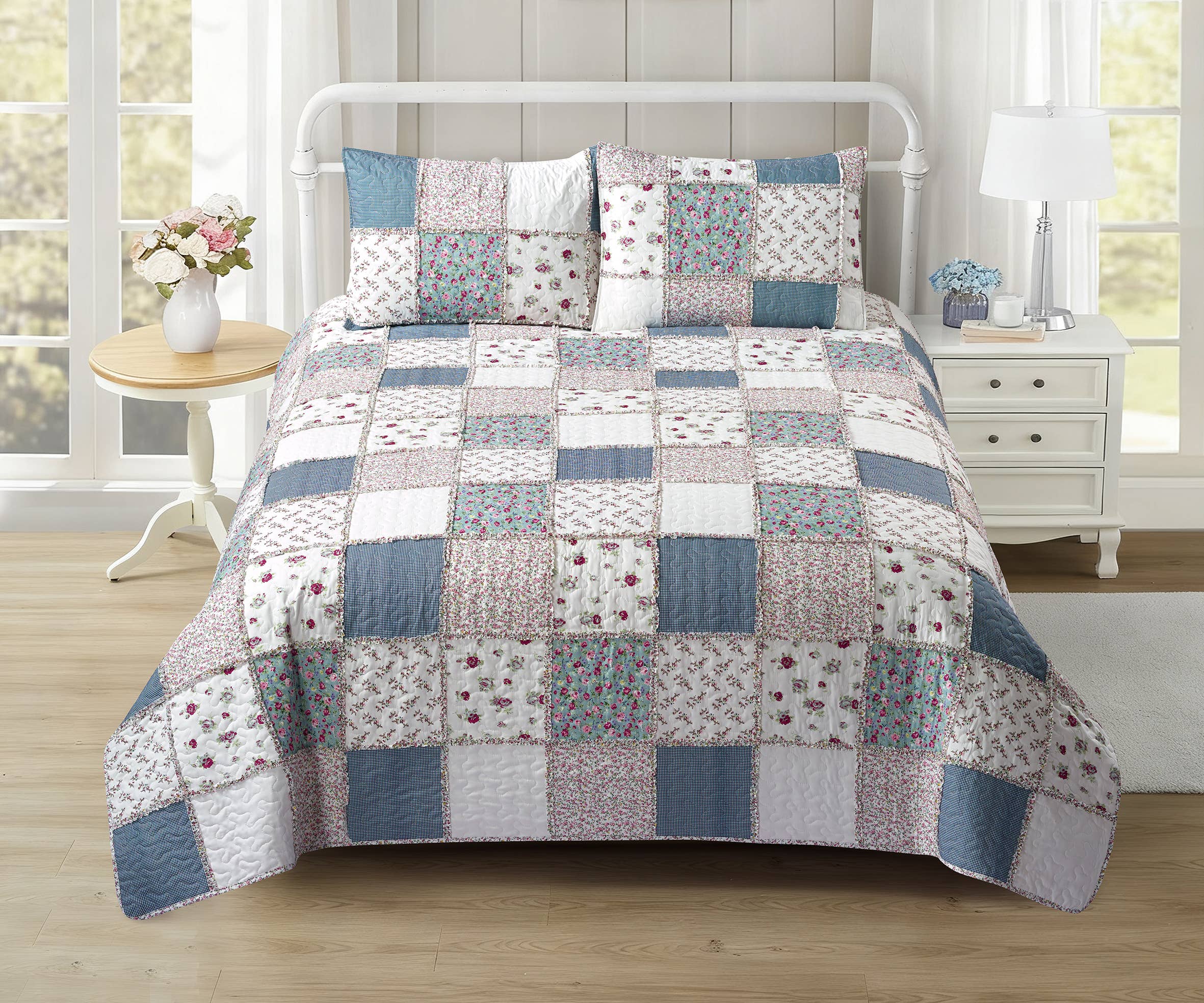"Blue with Roses Patchwork"  3-Piece Designer Quilt Set